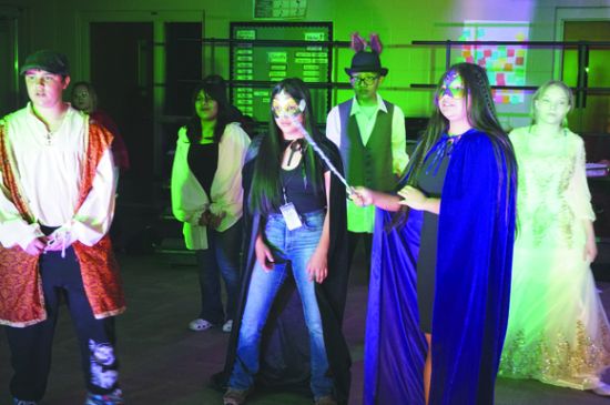 Eisenhower Middle School to present ‘Into the Woods’